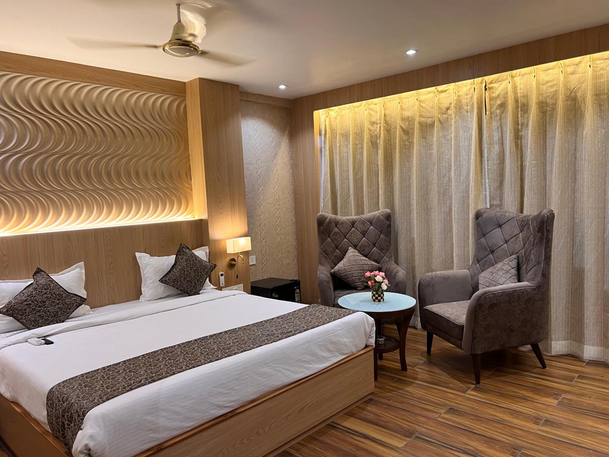 Hotel Jk Palace Allāhābād Junction エクステリア 写真