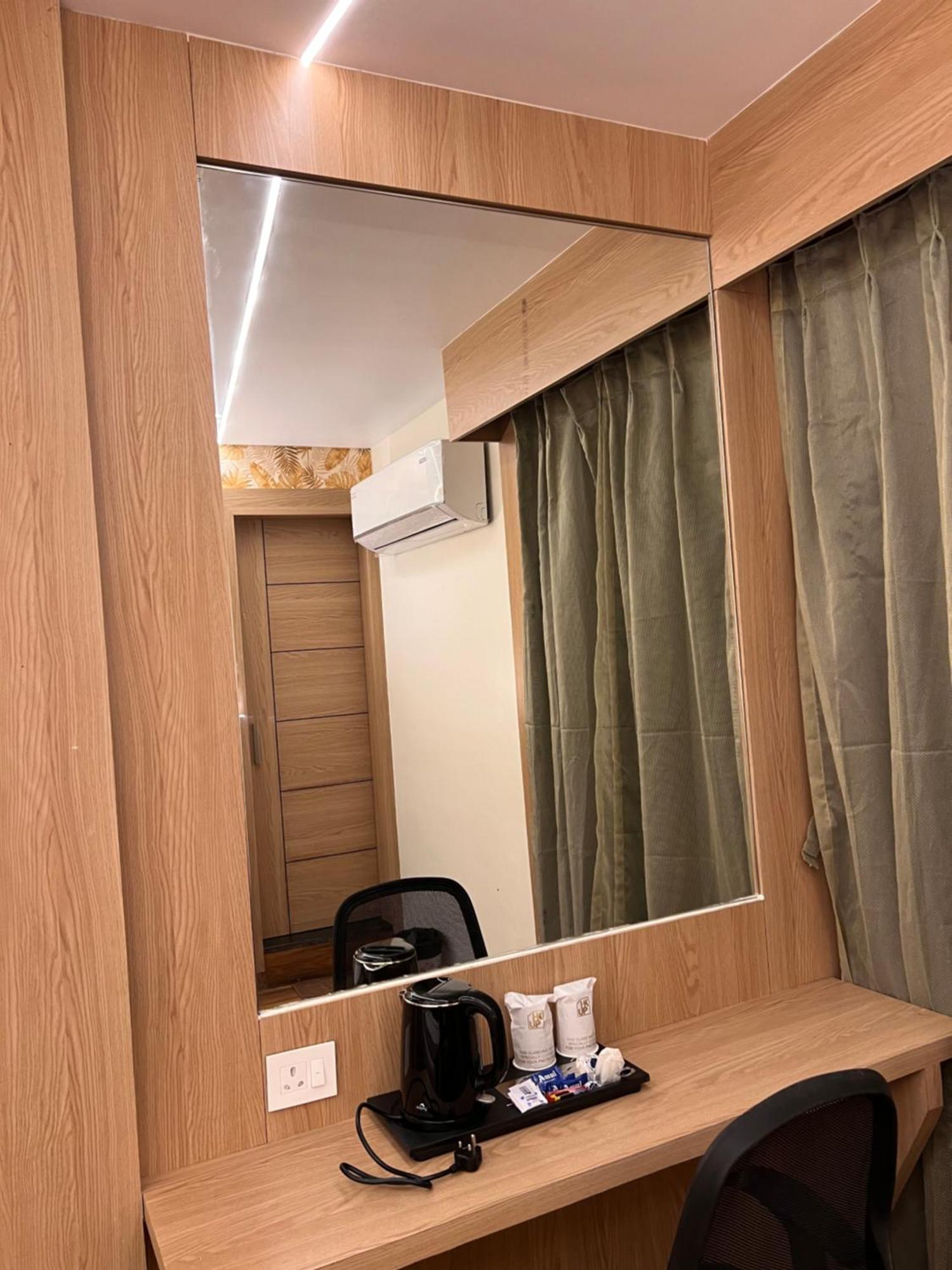 Hotel Jk Palace Allāhābād Junction エクステリア 写真